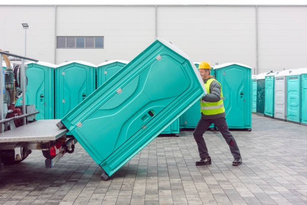 Best Portable restroom trailer rental  in Ridgetop, TN